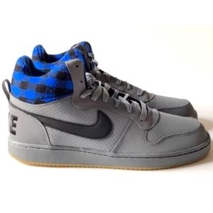 (Make an offer) Nike grey and blue flannel shoes